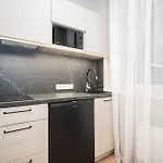 Airport-bus - 13 North - 8 Apartman *