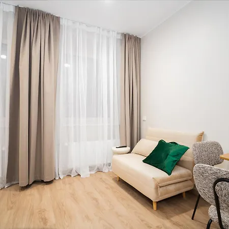 Airport-bus - 13 North - 8 Lägenhet