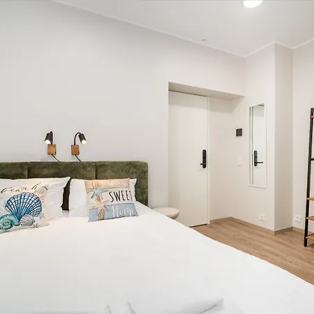 Airport-bus - 13 North - 8 Appartamento Reval