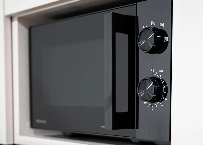 Apartment Airport-bus - 13 North - 8 *