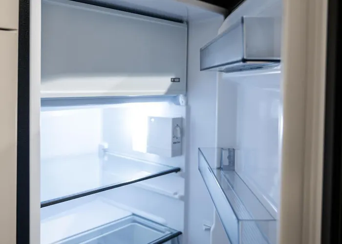 Airport-bus - 13 North - 8